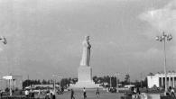 Spomenik neskladju: kdo postavi doprsna kipa Jožefa Stalina in kdo jih želi porušiti